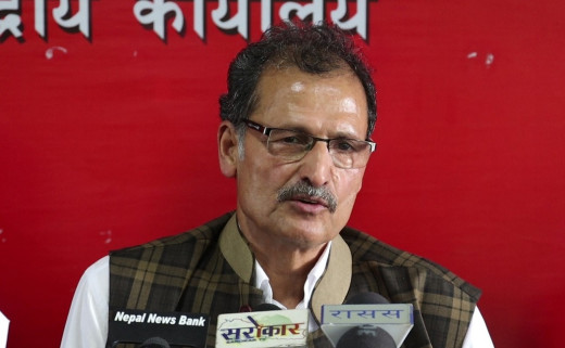 प्रवक्ताको जिम्मेवारी सम्हाल्दै सापकोटा